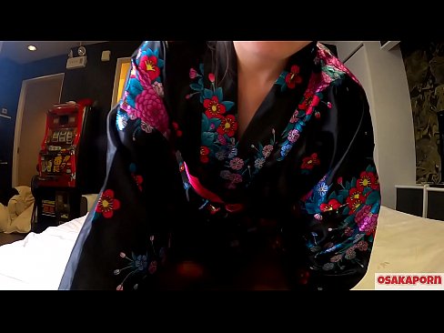 ❤️ A una jove cosplay li encanta el sexe fins a l'orgasme amb un squirt en una geneta i una mamada. Noia asiàtica de cony pelut i belles tetes amb vestit tradicional japonès en un vídeo amateur que mostra la masturbació amb joguines de merda. Sakura 3 OSAKAPORN. ❤❌ Putes a nosaltres ❌️❤